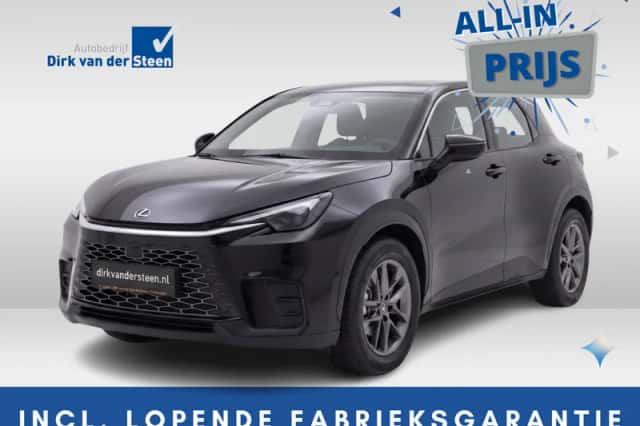 Lexus LBX (2026) thumbnail 1