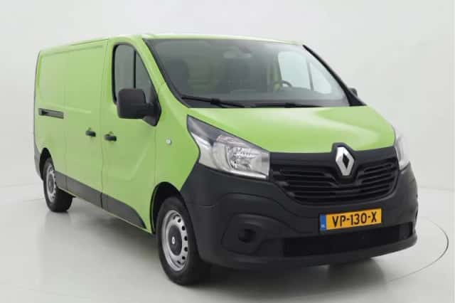 Renault Trafic (2015) thumbnail 3