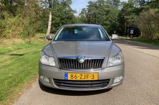 Škoda Octavia (2012) thumbnail 3