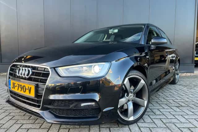 Audi A3 (2016) thumbnail 1