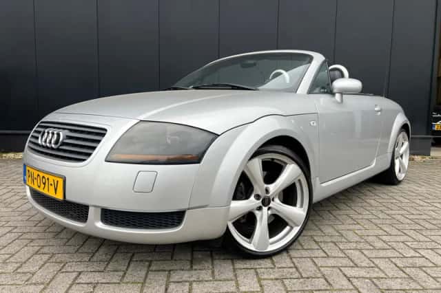 Audi TT (2002) thumbnail 1