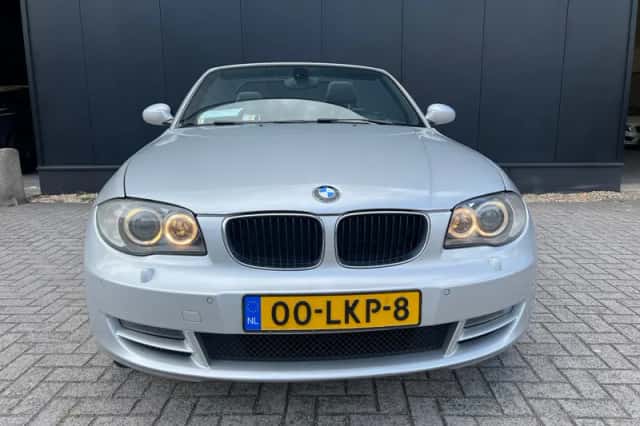 BMW 1-Serie (2009) thumbnail 4