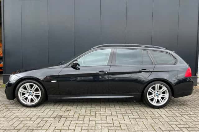 BMW 3-Serie (2009) thumbnail 2