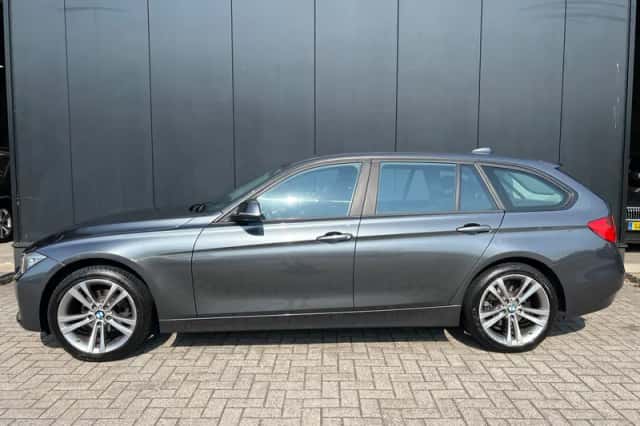 BMW 3-Serie (2014) thumbnail 2