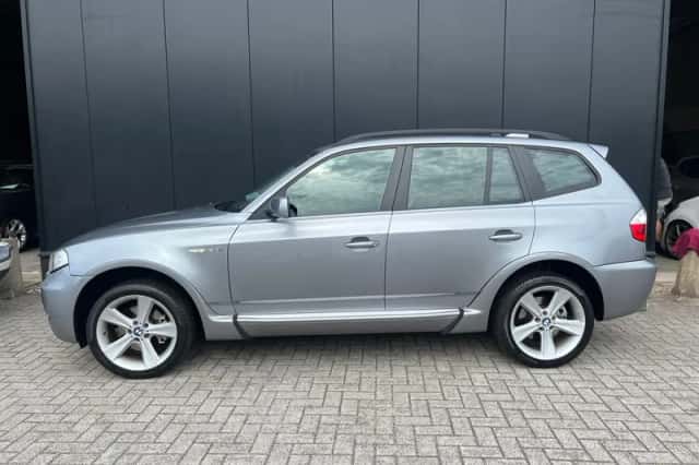 BMW X3 (2006) thumbnail 2