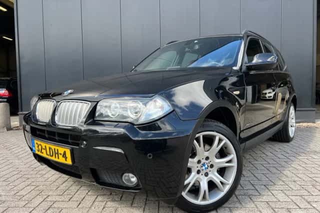 BMW X3 (2010) thumbnail 1