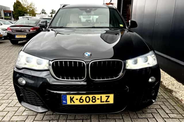 BMW X3 (2015) thumbnail 4