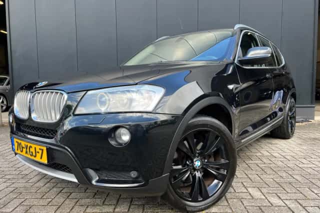 BMW X3 (2012) thumbnail 1