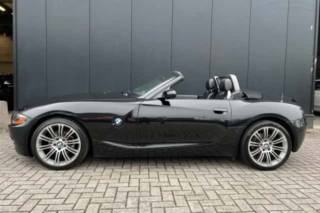 BMW Z4 (2005) thumbnail 3