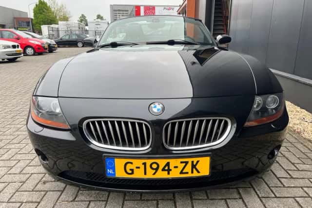 BMW Z4 (2005) thumbnail 6