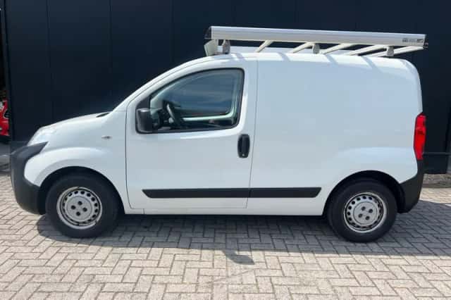 Fiat Fiorino (2015) thumbnail 2