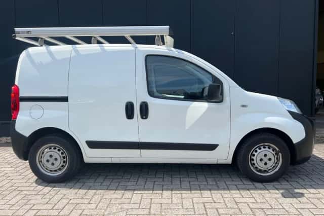 Fiat Fiorino (2015) thumbnail 3