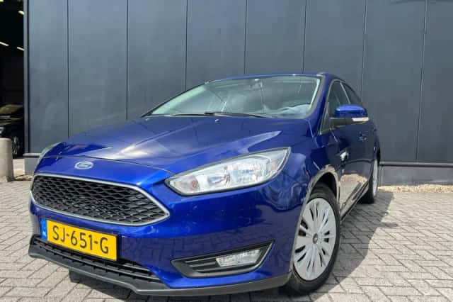 Ford Focus (2018) thumbnail 1