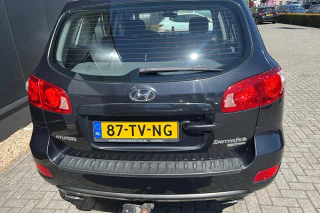 Hyundai Santa Fe (2007) thumbnail 5