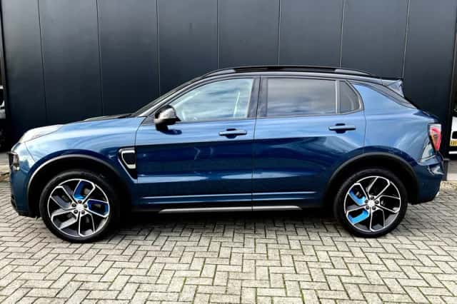 Lynk & Co 01 (2022) thumbnail 2