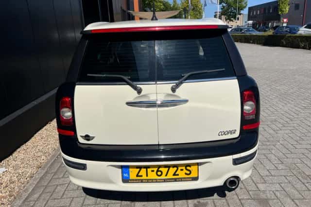 MINI Clubman (2008) thumbnail 5