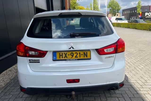 Mitsubishi ASX (2016) thumbnail 4