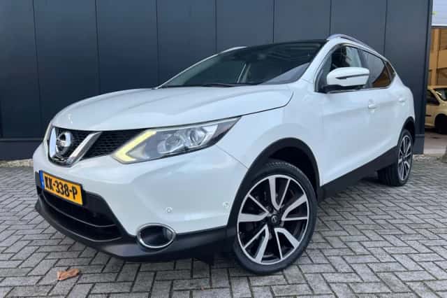 Nissan Qashqai (2016) thumbnail 1