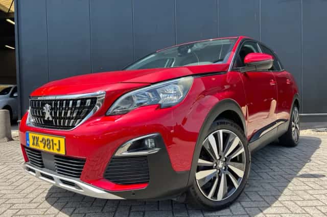 Peugeot 3008 (2019) thumbnail 1