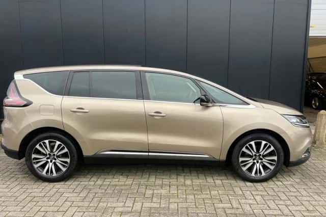 Renault Espace (2015) thumbnail 3