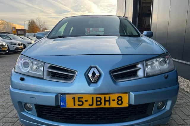 Renault Mégane (2007) thumbnail 3