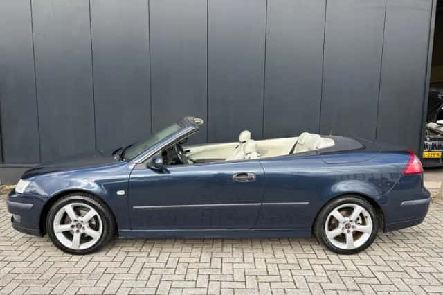 Saab 9-3 (2004) thumbnail 2