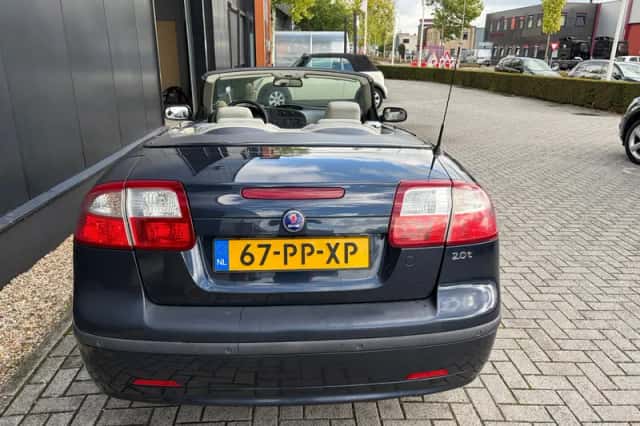 Saab 9-3 (2004) thumbnail 3