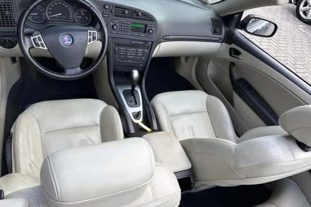Saab 9-3 (2004) thumbnail 5