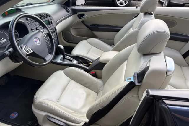 Saab 9-3 (2004) thumbnail 6