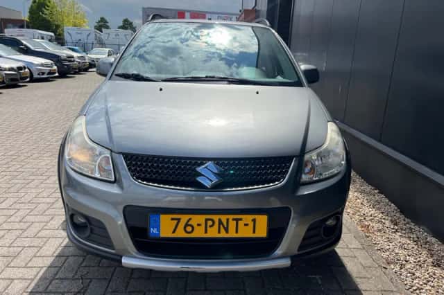 Uniek! Suzuki SX4 (2011) thumbnail 5