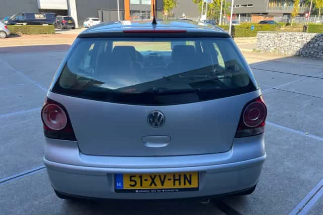 Volkswagen Polo (2007) thumbnail 4
