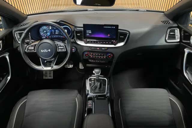 Kia Ceed (2024) thumbnail 6