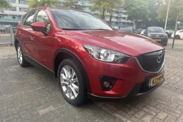 Mazda CX-5 (2015) thumbnail 3