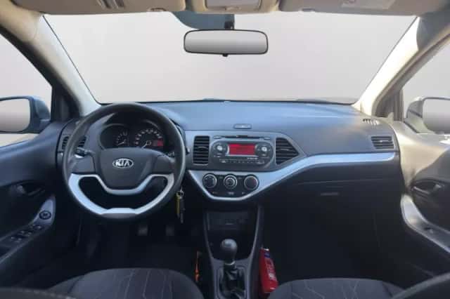 Kia Picanto (2014) thumbnail 2