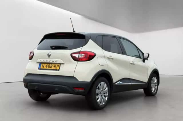 Renault Captur (2013) thumbnail 5
