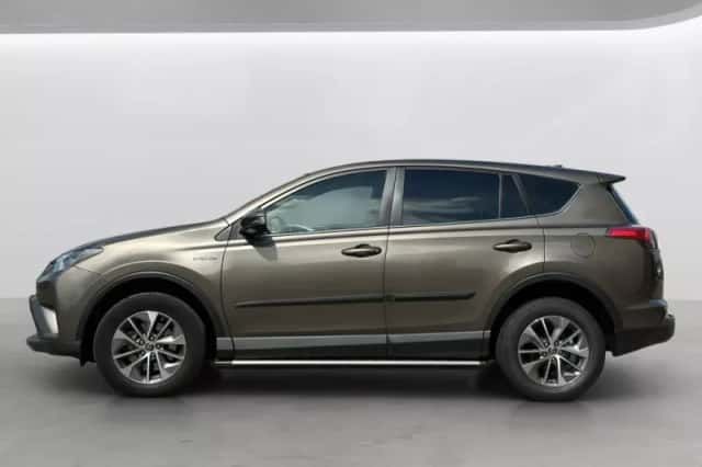Toyota RAV4 (2018) thumbnail 3