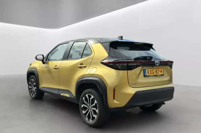 Toyota Yaris Cross (2022) thumbnail 4
