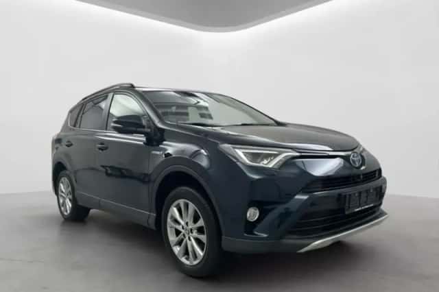Toyota RAV4 (2018) thumbnail 4