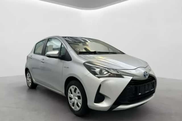 Toyota Yaris (2018) thumbnail 4