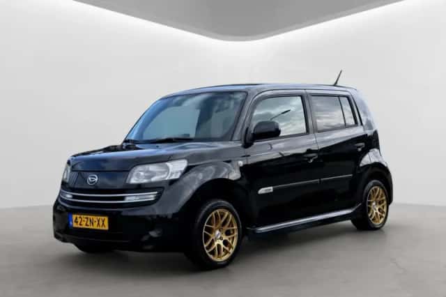 Daihatsu Materia (2008) thumbnail 1