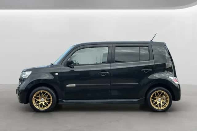 Daihatsu Materia (2008) thumbnail 2