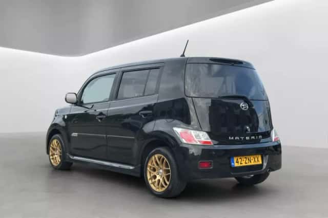 Daihatsu Materia (2008) thumbnail 3