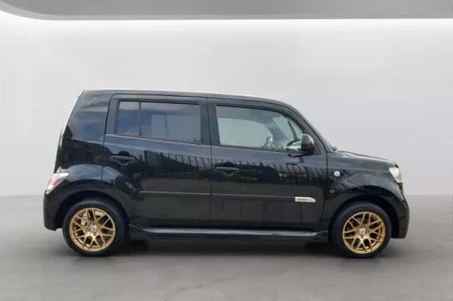 Daihatsu Materia (2008) thumbnail 6