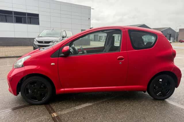 Toyota Aygo (2007) thumbnail 4