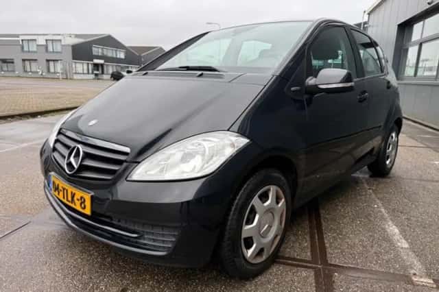 Mercedes-Benz A-Klasse (2012) thumbnail 3