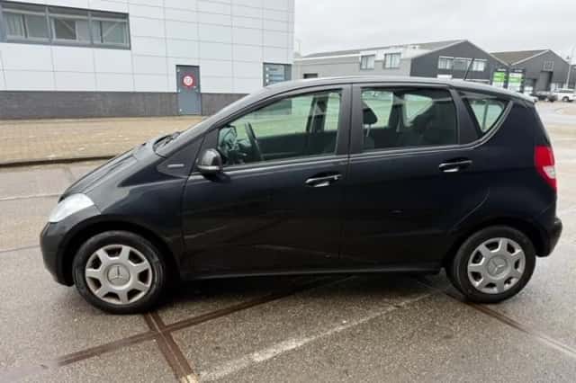 Mercedes-Benz A-Klasse (2012) thumbnail 4