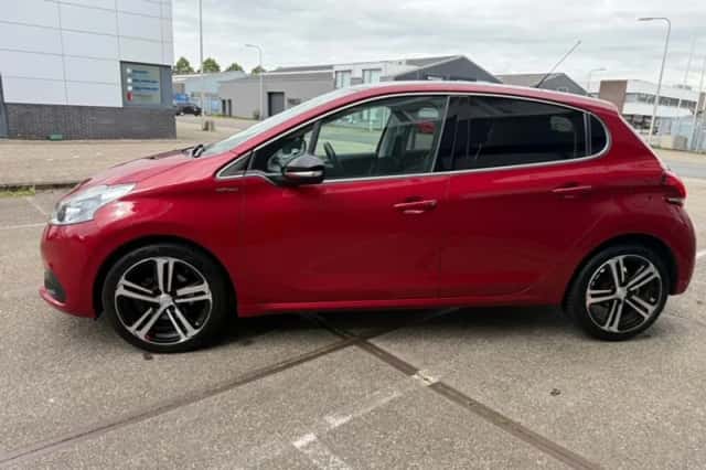Peugeot 208 (2017) thumbnail 4