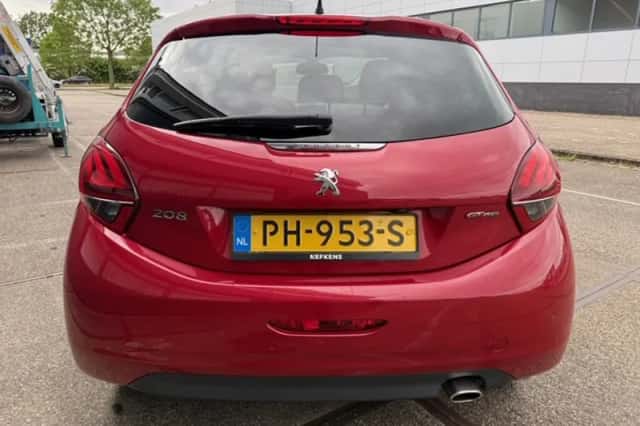 Peugeot 208 (2017) thumbnail 6