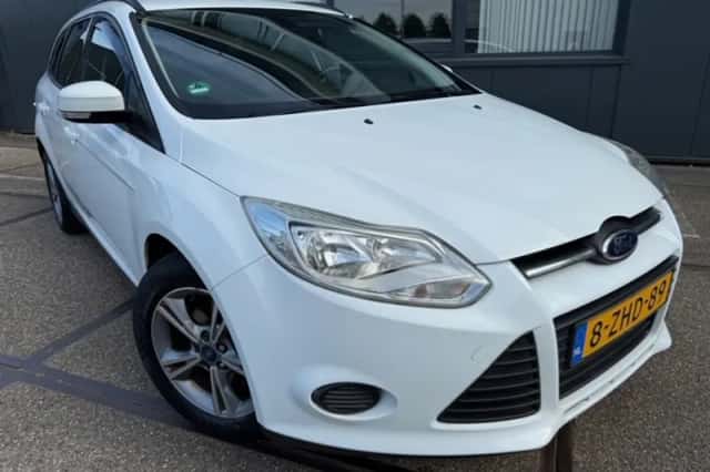 Ford Focus (2014) thumbnail 1