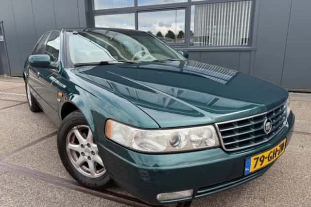 Cadillac Seville (2000) thumbnail 1